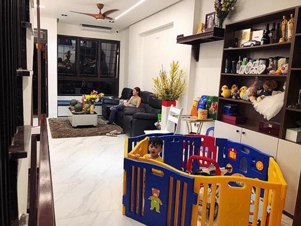 Giữa đêm Ngọc Lan bất ngờ kể chuyện bị trộm đột nhập nhà cũ, mất quà kỷ niệm đặc biệt với ông xã Thanh Bình!-1