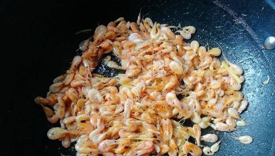 Tép rang kiểu này ngon gấp mấy lần sơn hảo hải vị, cả nhà ăn 3-4 bát cơm vẫn thèm-3