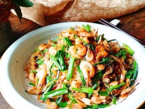 Thêm thứ nguyên liệu này, món cá chép om dưa không bao giờ bị tanh lại còn ngon hết sảy-3