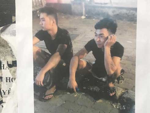 NÓNG: Chân dung 2 đối tượng nghi sát hại nam sinh chạy xe ôm công nghệ đang được Công an Hà Nội truy tìm