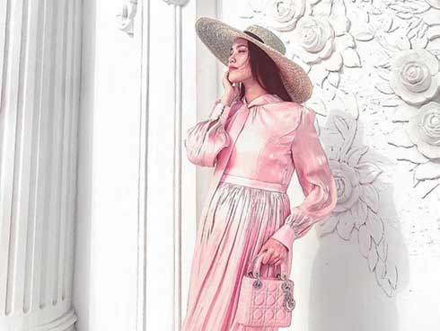 Lan Khuê đăng ảnh hạnh phúc bên ông xã nhân kỷ niệm 1 năm ngày cưới, chứng minh hôn nhân viên mãn hiếm có trong showbiz-4