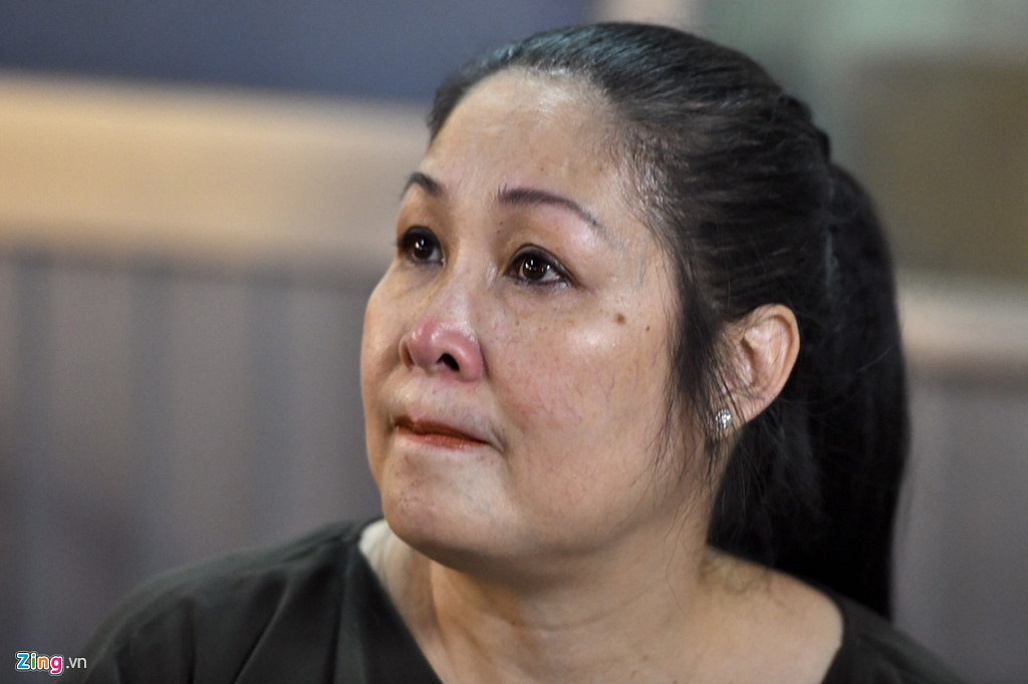 Đêm diễn cuối, Hồng Vân khóc nhiều lần dù xem kịch kinh dị-1