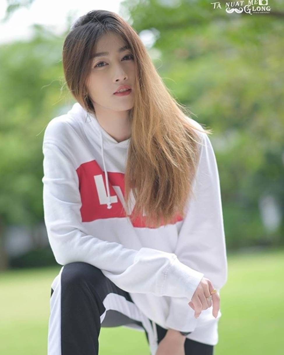 2 mẫu Thái mảnh mai lá liễu nhưng cơ bụng nổi cuộn đẹp như tượng tạc-20