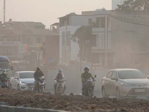 Cảnh báo Hà Nội ô nhiễm ở mức tím từ sáng sớm, khuyến cáo người dân hạn chế ra đường-5