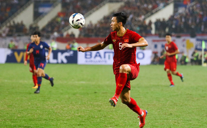 Khác với Công Phượng, trở ngại lớn nhất của Văn Hậu đến từ... chính HLV Park Hang Seo-1