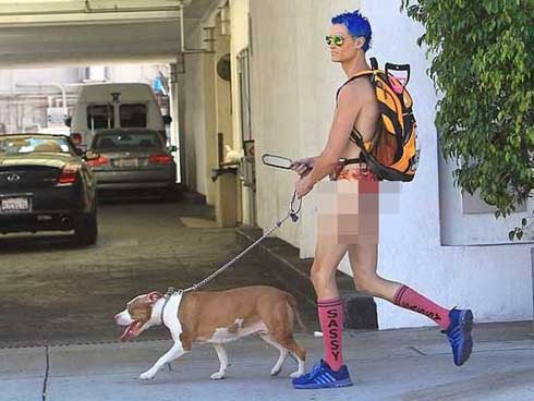 Mẹ mê tín, tình nguyện để con gái bị tấn công tình dục nhiều lần để đảm bảo an toàn cho cả gia đình và hậu quả không ai ngờ đến-2