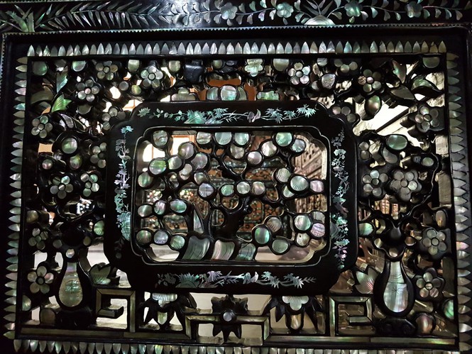 Độc đáo chiếc giường cổ có giá bạc tỷ ở Đồng Tháp-4