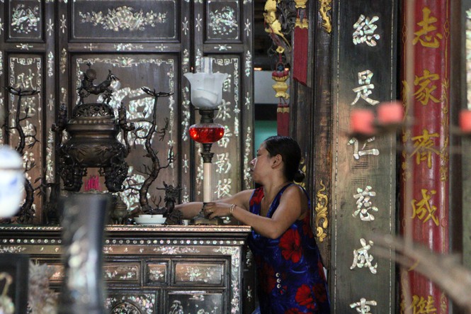 Độc đáo chiếc giường cổ có giá bạc tỷ ở Đồng Tháp-15