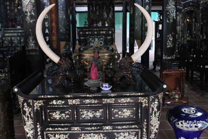 Độc đáo chiếc giường cổ có giá bạc tỷ ở Đồng Tháp-17