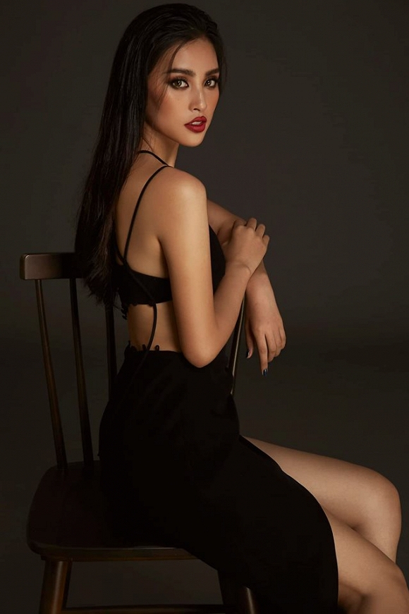 Lâu lắm rồi Hoa hậu Tiểu Vy mới đăng ảnh sexy đến vậy-5