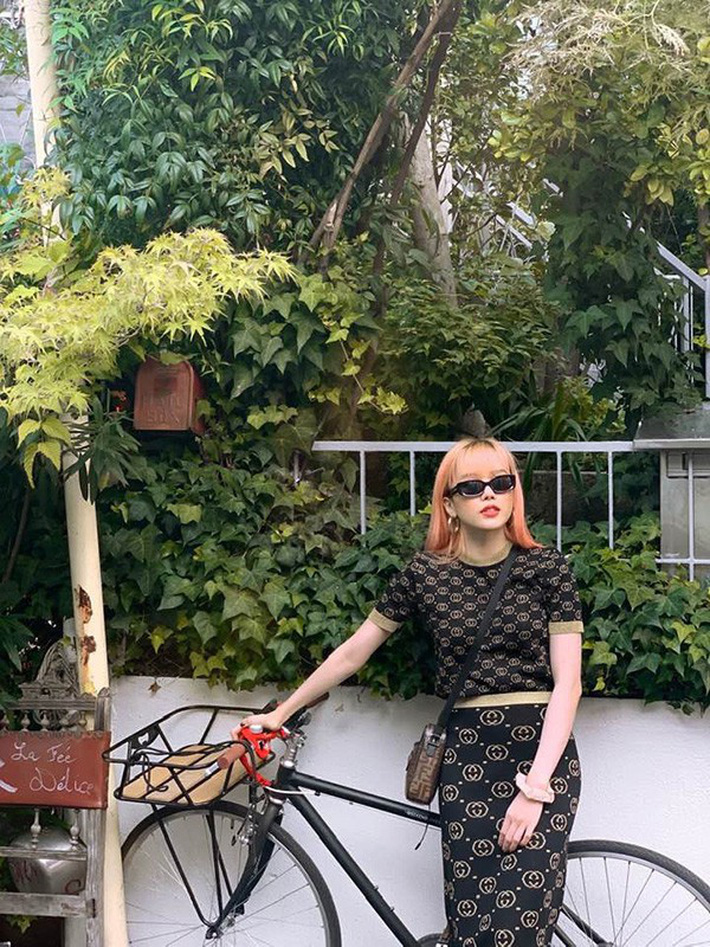 Liều ăn nhiều như Thiều Bảo Trâm: Thẳng tay cắt bộ váy 50 triệu kín mít thành sexy hết nấc, công nhận kết quả quá đỗi ok lah-4