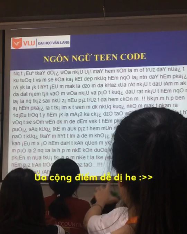 Cô giáo viết nguyên đoạn văn bằng teencode rồi bắt học trò dịch lại, đề bài tưởng không khó mà lại khó không tưởng-1