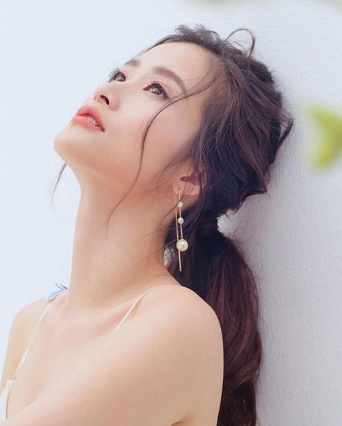 Bao năm mê kẻ mắt đậm chát, Đông Nhi vừa đổi kiểu trang điểm liền được tung hô nữ thần-3