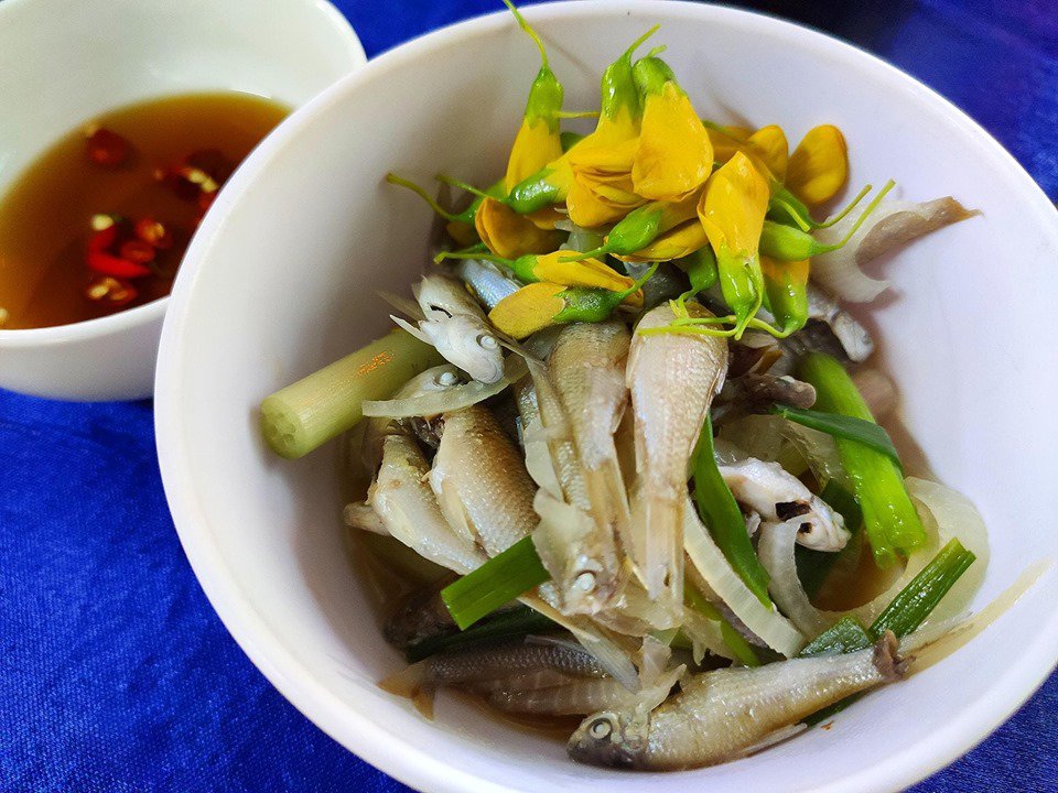 Về miền Tây mùa nước nổi thưởng thức loại hoa vàng rực vừa giòn lại ngọt bùi-2