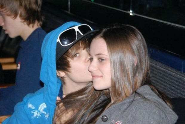 Dàn 15 bóng hồng đi qua đời Justin Bieber: Selena chưa phải sexy nhất, từ nàng thơ Sơn Tùng đến siêu mẫu đều cực phẩm-1