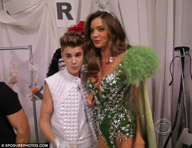 Dàn 15 bóng hồng đi qua đời Justin Bieber: Selena chưa phải sexy nhất, từ nàng thơ Sơn Tùng đến siêu mẫu đều cực phẩm-10