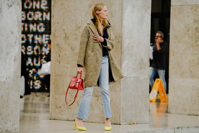 Ngắm street style tại Tuần lễ thời trang Paris, nàng công sở cũng rút ra được vô số tips mix đồ cho mùa lạnh-2