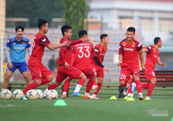 Xuân Trường chấn thương bỏ tập, HLV Park Hang Seo tái mặt-10