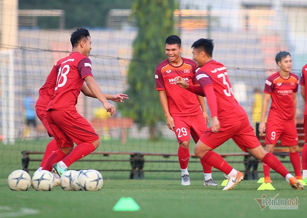 Xuân Trường chấn thương bỏ tập, HLV Park Hang Seo tái mặt-9