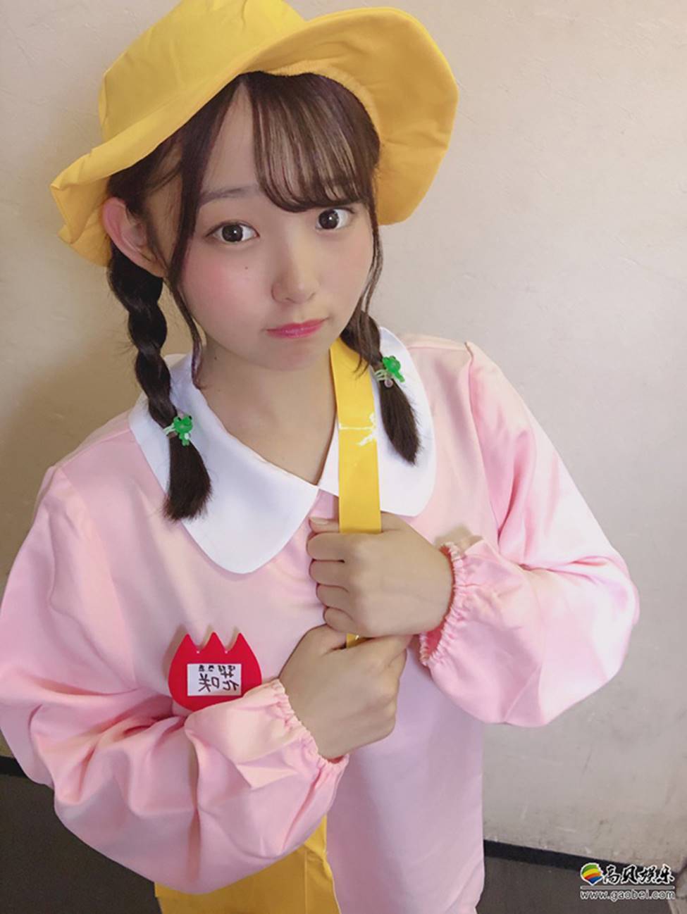 Cô bé mặt học sinh khiến ai cũng thảng thốt với thân hình phụ huynh-3