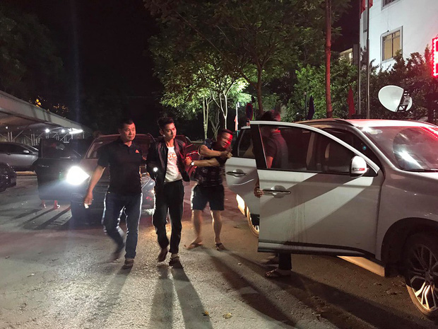 Nóng: 2 nghi phạm sát hại nam sinh chạy Grab đã bị di lý về đến Hà Nội, một kẻ cho biết rất ân hận về hành vi của mình-1