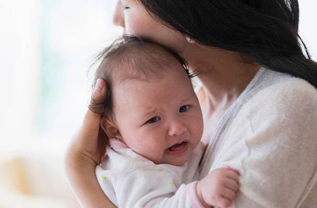 Nửa đêm nghe tiếng vợ gào thét dữ dội, tôi chạy vào phòng và chết điếng trước cảnh tượng hãi hùng trước mắt-2