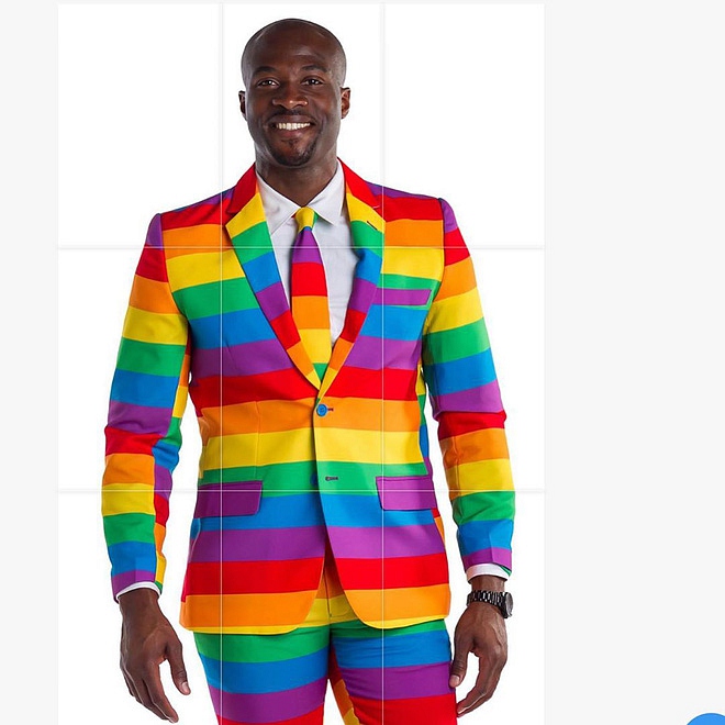 Khoe đồng hồ 800 triệu tự thưởng ngày cưới, Justin Bieber vô tình để lộ lễ phục, ơn giời không phải quả chuối và màu hồng!-2