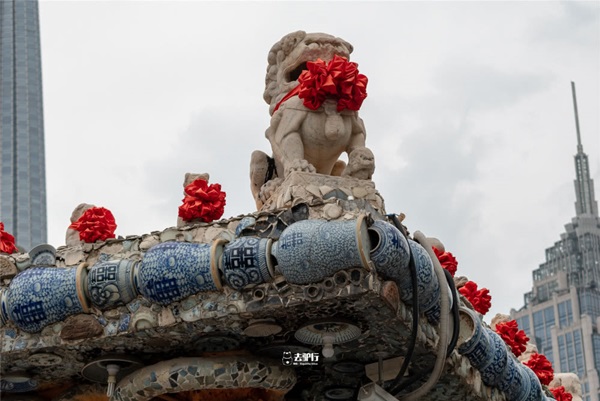 Đột nhập ngôi nhà lát toàn cổ vật trị giá 1500 tỷ nổi tiếng độc nhất thế giới-3