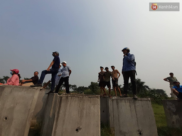 Thực nghiệm hiện trường vụ nam sinh năm nhất chạy Grab bị sát hại-4