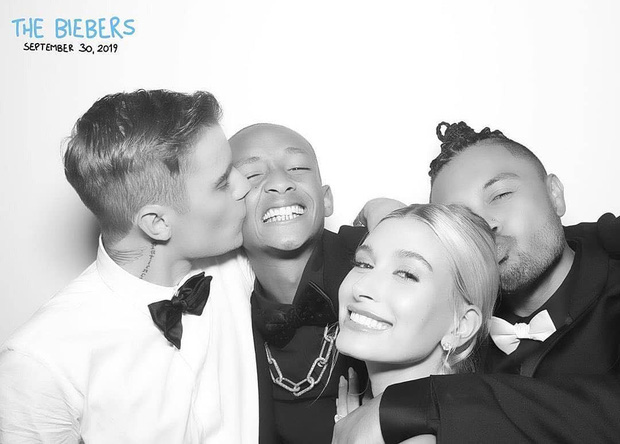 Đám cưới thế kỷ của Justin Bieber: Cô dâu chú rể cuối cùng đã lộ diện, xúc động tuyên thệ Con đồng ý trước 154 khách mời-7