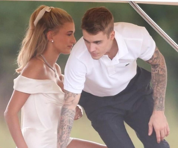 Đám cưới thế kỷ của Justin Bieber: Cô dâu chú rể cuối cùng đã lộ diện, xúc động tuyên thệ Con đồng ý trước 154 khách mời-18