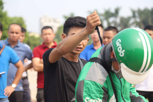 Thực nghiệm hiện trường vụ nam sinh năm nhất chạy Grab bị sát hại-9