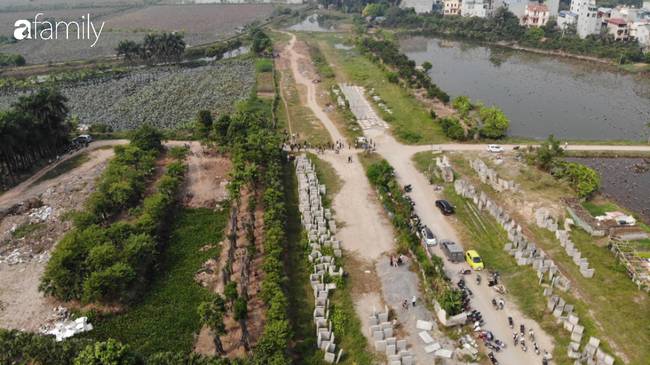 Lời khai của 2 nghi phạm sát hại nam sinh 18 tuổi sau buổi thực nghiệm: Đã bàn bạc xử nạn nhân nếu dám chống cự từ trước-3