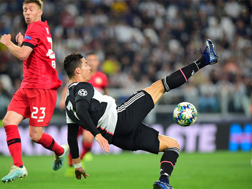 C.Ronaldo bật mí bí quyết có vóc dáng siêu chuẩn-4