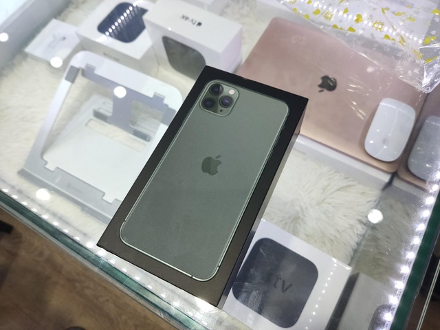 iPhone XS Max ế ẩm trước cơn bão iPhone 11 Pro Max tại Việt Nam-1