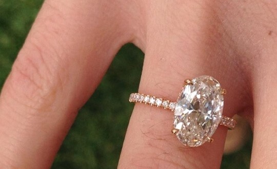 Chẳng ai ngờ Justin Bieber lại sủng” vợ đến nhường này: 10 năm trước đã âm thầm để ý, rước về là đội nàng lên đầu”-10