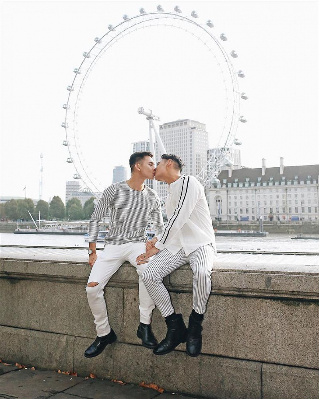 Hôn nhân màu hồng của Hồ Vĩnh Khoa và bạn đời đồng tính sau 2 năm làm đám cưới-1