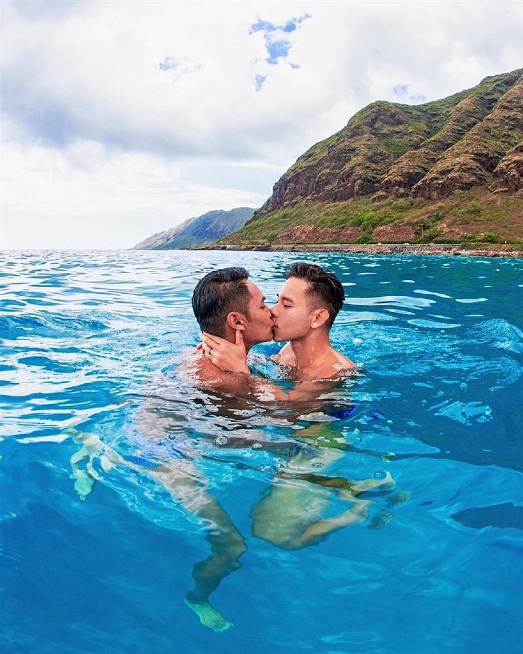 Hôn nhân màu hồng của Hồ Vĩnh Khoa và bạn đời đồng tính sau 2 năm làm đám cưới-7