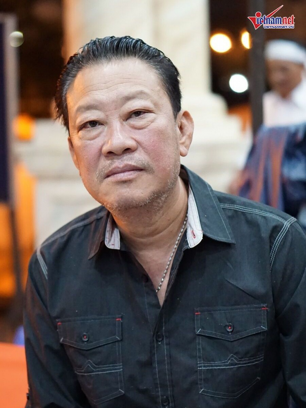 Chú chó của nghệ sĩ Xuân Hiếu bỏ ăn, nằm phục bên linh cữu chủ-11