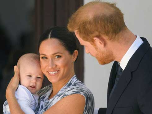 Meghan Markle muối mặt khi cháu trai ngáo đá, khỏa thân làm náo loạn đường phố và bị cảnh sát bắt giữ-4