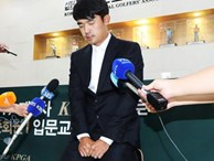 Chỉ vì một cử chỉ tục tĩu, golfer Hàn Quốc phải quỳ gối xin lỗi và bị cấm thi đấu 3 năm