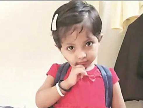 Cụ ông 60 tuổi tay không leo 9 tầng lầu bất chấp sự ngăn cản, nguyên nhân đằng sau khiến nhiều người cảm động nhưng chỉ trích không ít-3