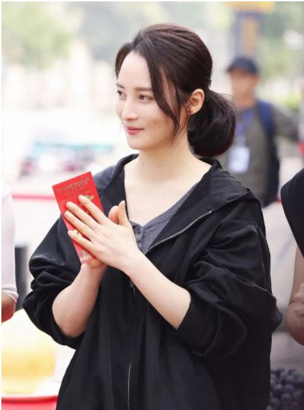 Cuộc sống của Tây Thi có dung mạo tuyệt sắc nhất màn ảnh giờ ra sao?-10