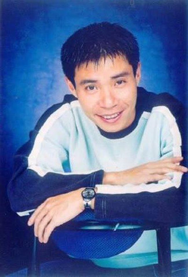 Bất ngờ với hình ảnh thời trẻ hiếm có của những danh hài nổi tiếng Việt Nam: Hóa ra ai cũng có lúc cực hài hước thế này-14