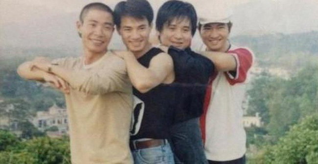 Bất ngờ với hình ảnh thời trẻ hiếm có của những danh hài nổi tiếng Việt Nam: Hóa ra ai cũng có lúc cực hài hước thế này-16