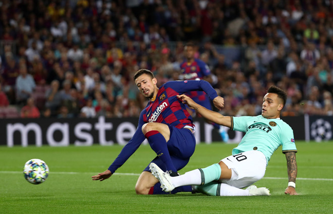 Suarez lập cú đúp giúp Barca ngược dòng hạ Inter-1