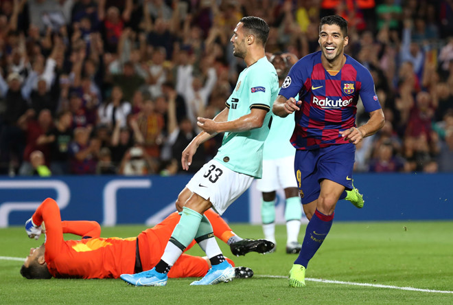 Suarez lập cú đúp giúp Barca ngược dòng hạ Inter-2