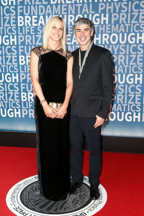 Tỷ phú sáng lập Google và đám cưới cổ tích ở đảo riêng trên biển Caribbean, 600 khách mời cùng Donald Trump đi bằng máy bay tư nhân đến dự-1