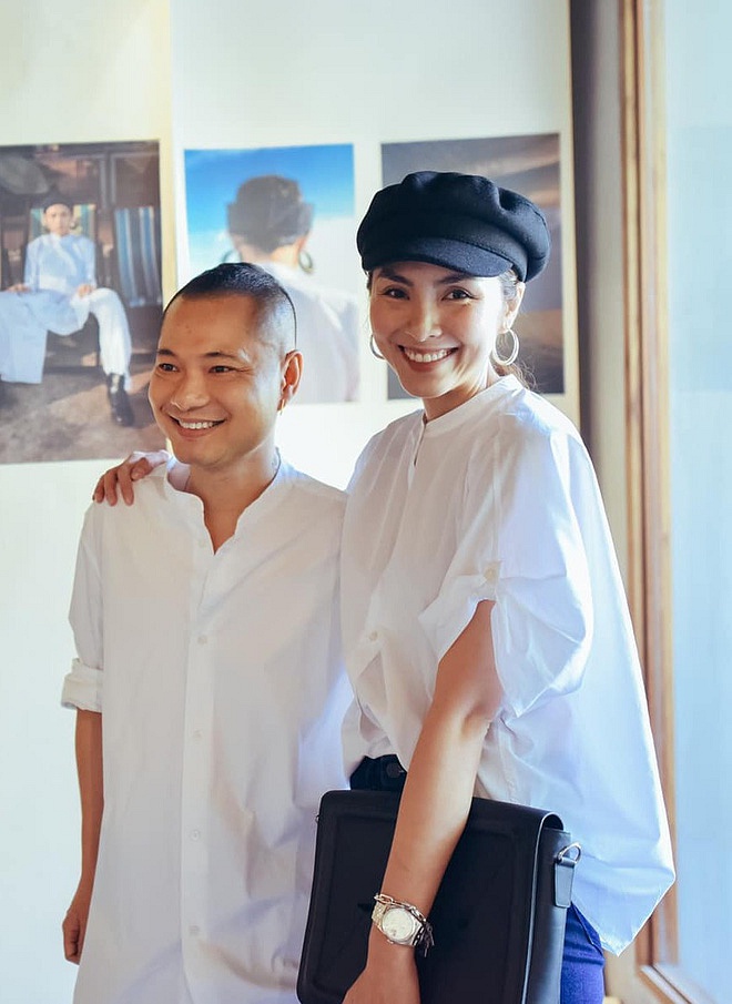 Dàn mỹ nhân Vbiz lộ nhan sắc thật qua ảnh camera thường: Dấu vết thời gian đến khuyết điểm body, Hà Tăng đỉnh khó cãi-2