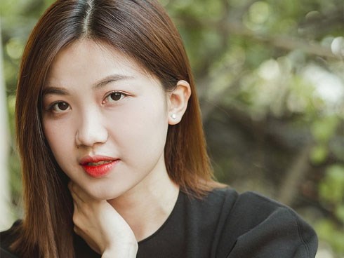 Lương Thanh “Hoa hồng trên ngực trái”: “Tôi từng bị gạ gẫm nhiều lần kể từ khi bước chân vào showbiz”